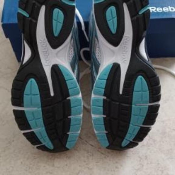 Reebok Pheehan Running Shoe - NWT - Picture 6 of 9